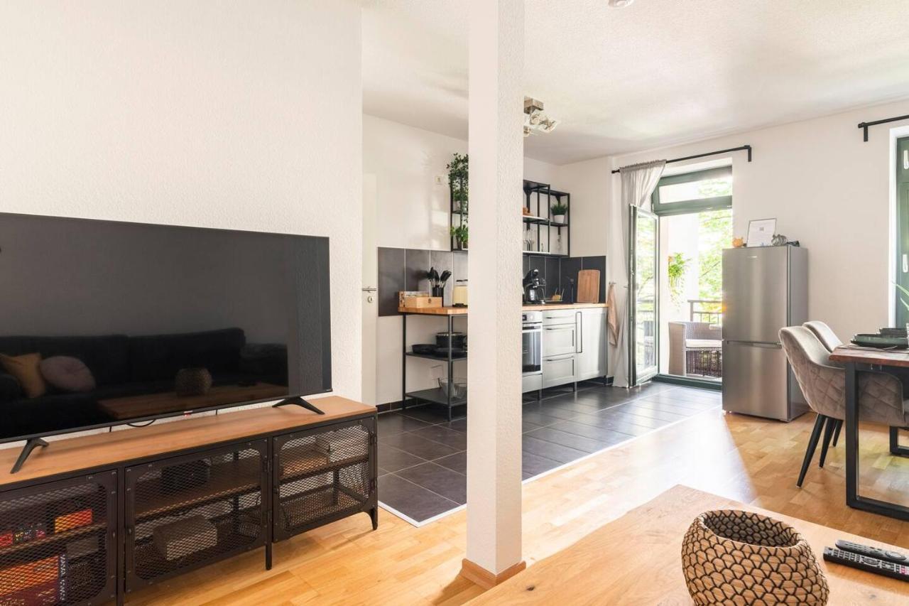 Super Zentrale, Gemutliche Wohnung Mit Balkon Лайпциг Екстериор снимка