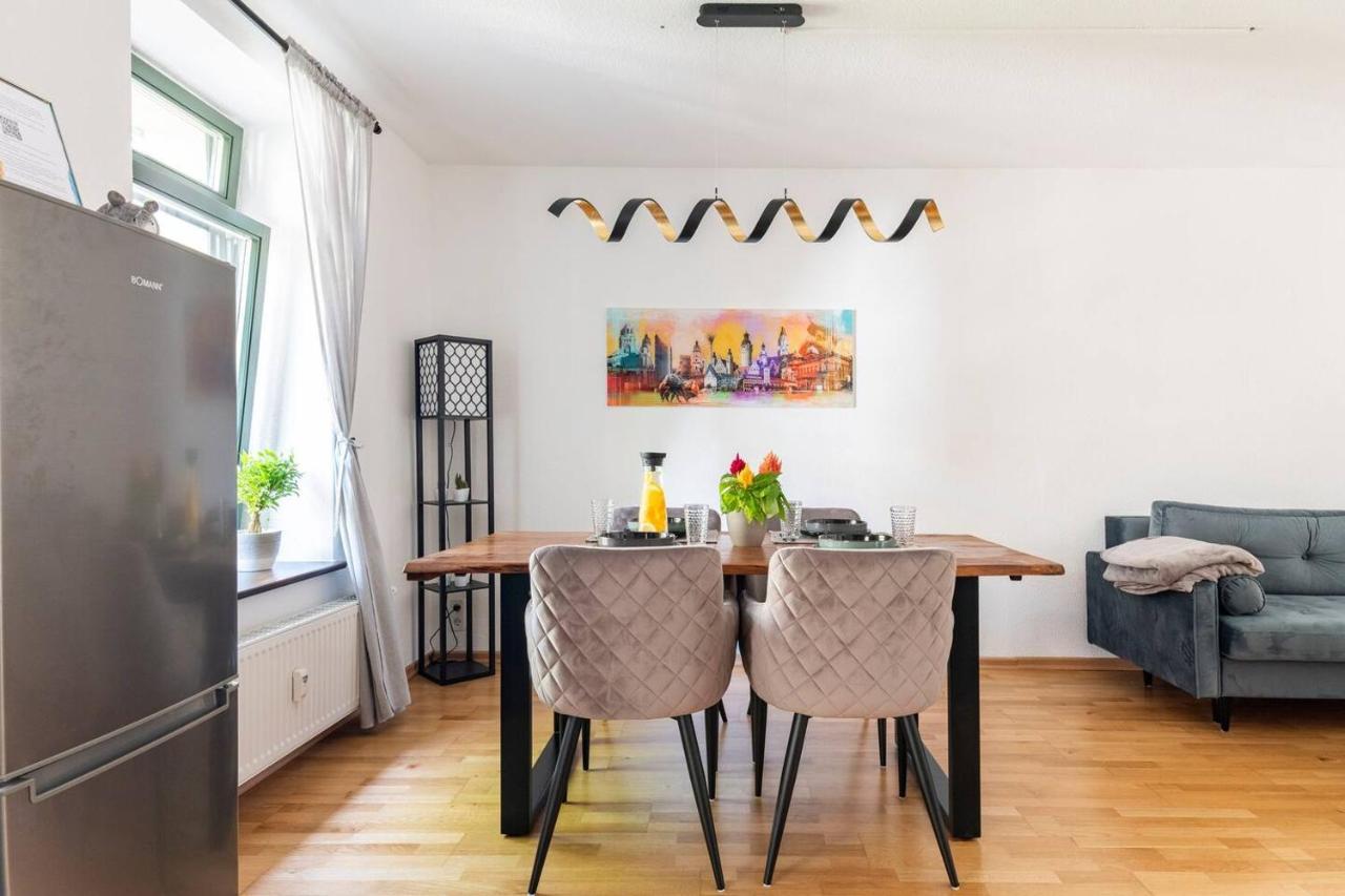 Super Zentrale, Gemutliche Wohnung Mit Balkon Лайпциг Екстериор снимка